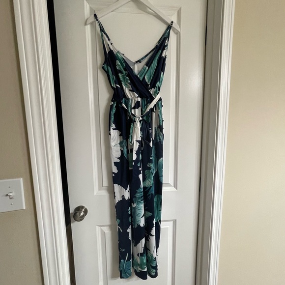 Floral Dress - Picture 2 of 5